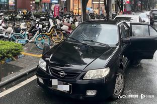 王思雨：元宵节逛了农贸市场 参观博物馆 赏烟花和月亮 圆满！